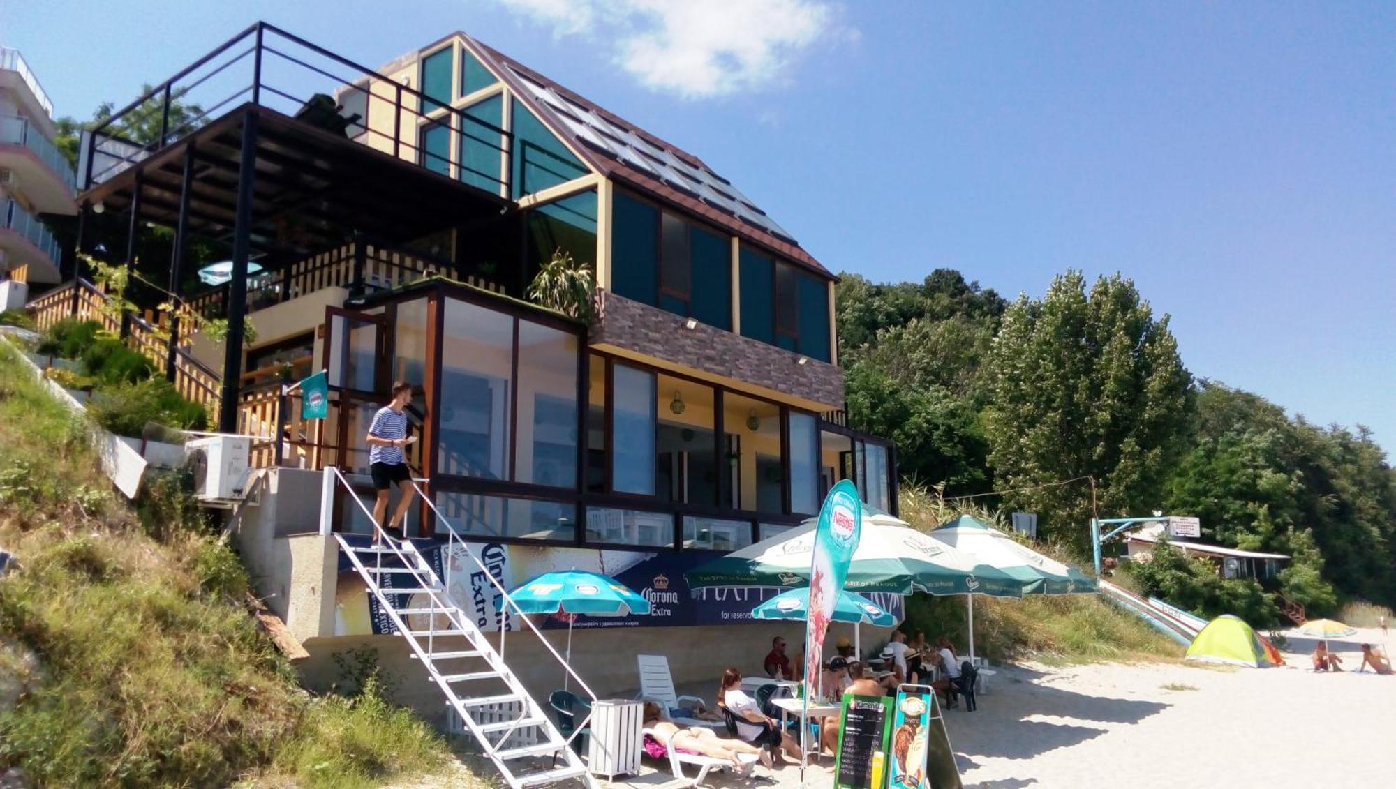 Hemingway Rooms In Happy Beach Várna Kültér fotó