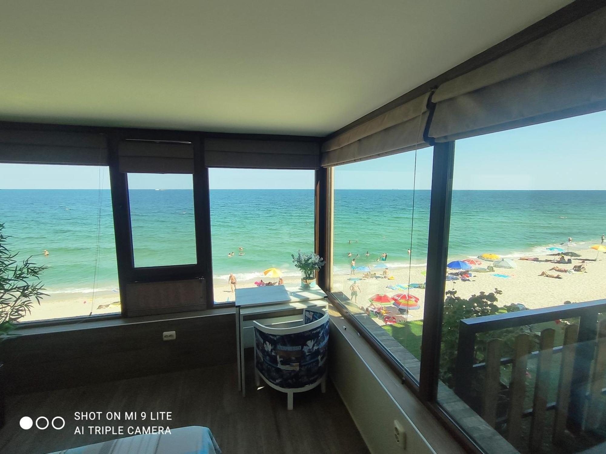 Hemingway Rooms In Happy Beach Várna Kültér fotó